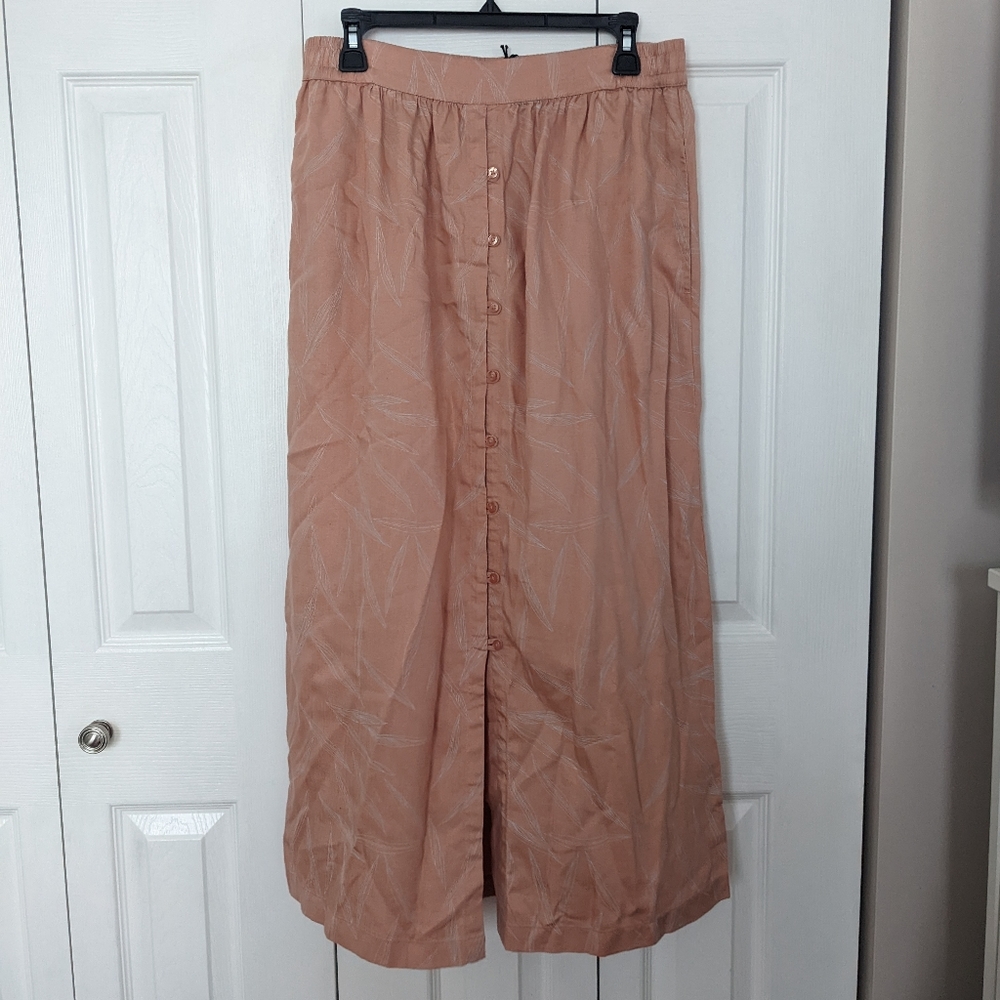 NWT! Medium, Swift Lake Midi Skirt in Apple Blossom Leaves from Prana